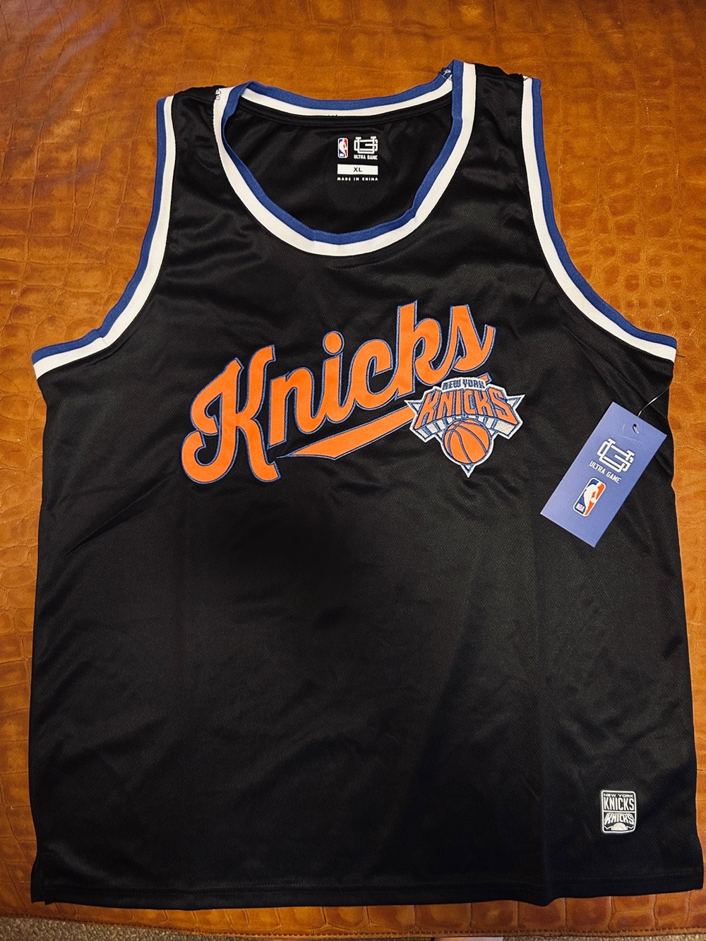 Mens KNICKS jersey tank Size XL